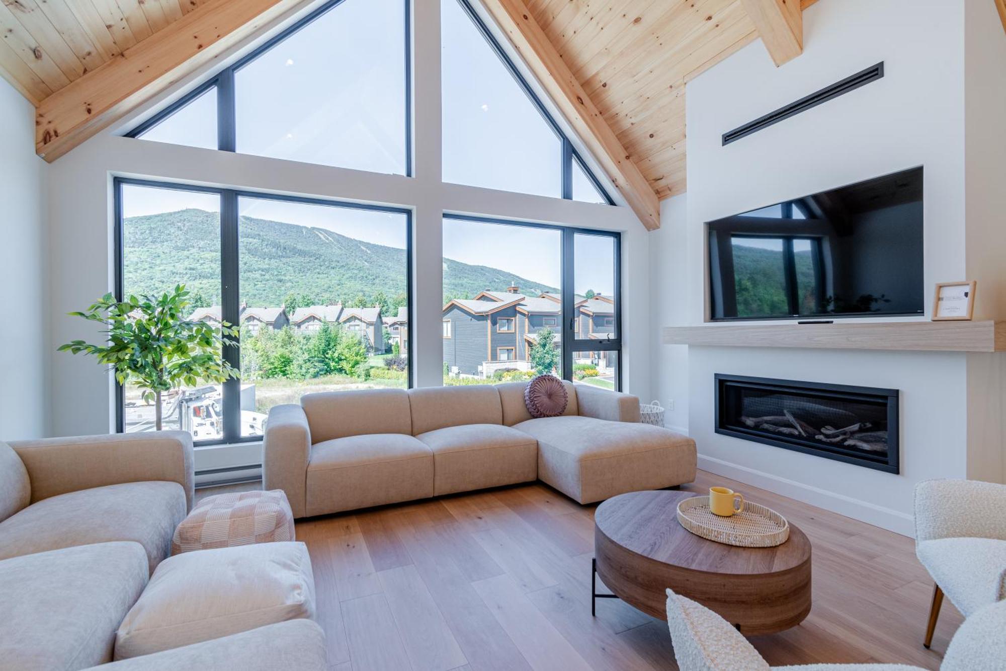 Sofa Villas Mont Sainte-Anne โบเพร ภายนอก รูปภาพ